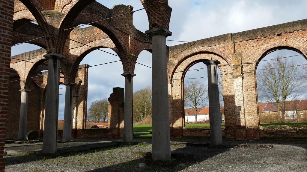 Aux Charmes De La Campagne Villa Hautrage Kültér fotó