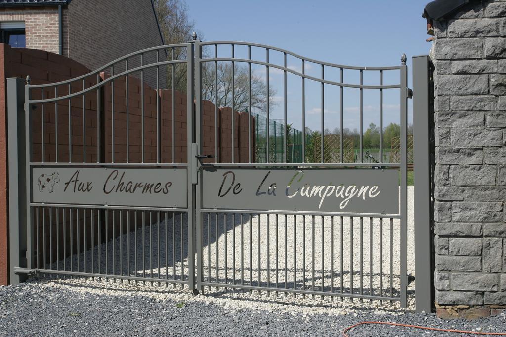 Aux Charmes De La Campagne Villa Hautrage Kültér fotó