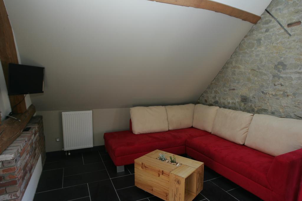 Aux Charmes De La Campagne Villa Hautrage Kültér fotó